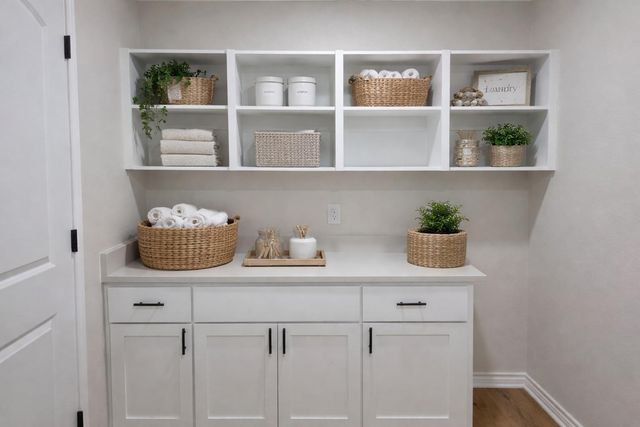 8708 W Fox Road, Orange, TX 77632