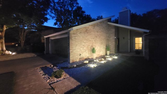 15015 digger, San Antonio, TX 78247
