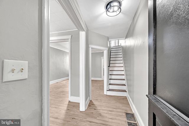 25 ADELLA AVE, Hamilton, NJ 08609