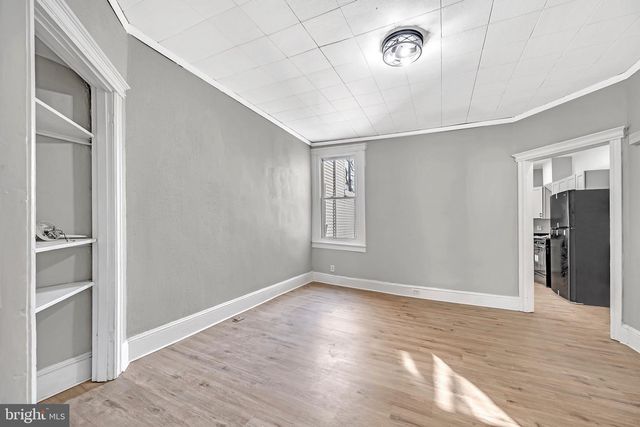 25 ADELLA AVE, Hamilton, NJ 08609