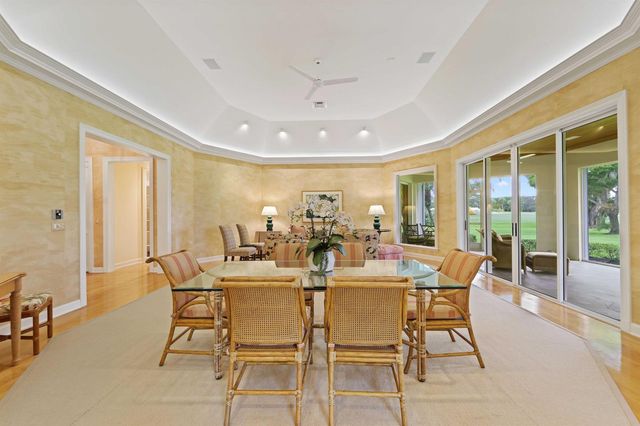5 Country Road E A, Vlg Of Golf, FL 33436