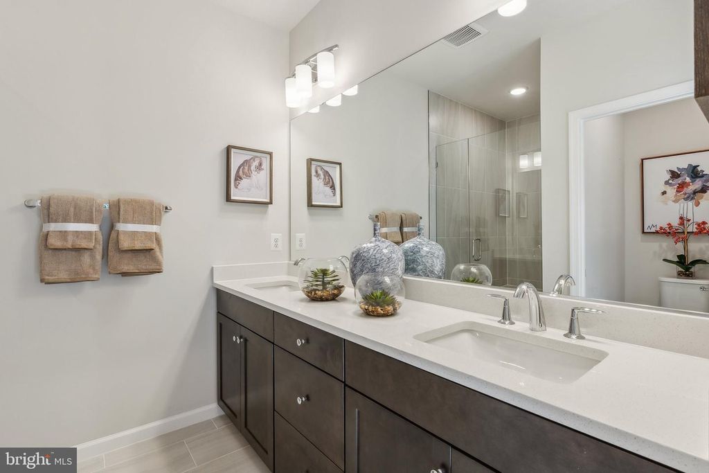 Image 32 of property listing at 7047 WOODLANDS GREEN RD, Brandywine, MD 20613
