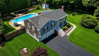 22 Harvest Ln, Hingham, MA 02043