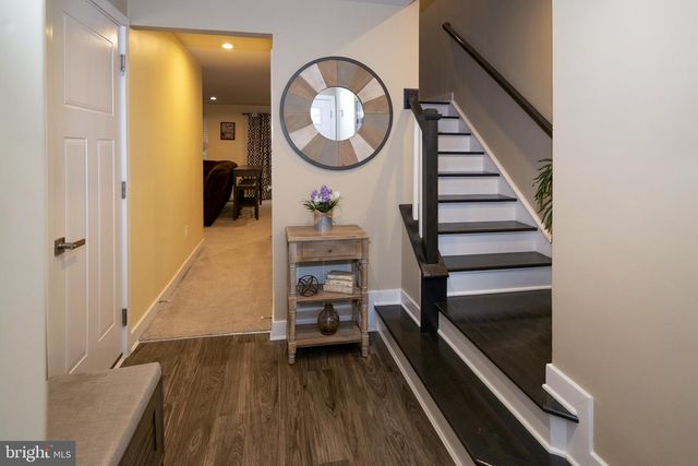 20 PEACOCK CIR, Sewell, NJ 08080