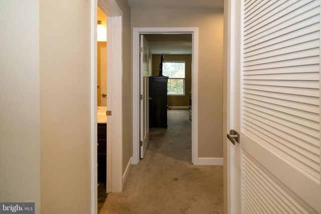 20 PEACOCK CIR, Sewell, NJ 08080