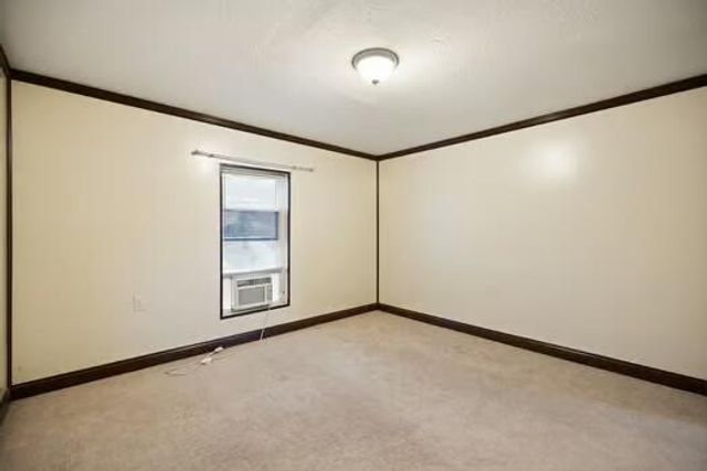 306 Main Street, Irvine, KY 40336