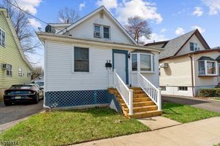 17 Zeliff Ave, Little Falls Twp., NJ 07424