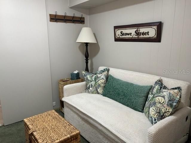 740 CAREFREE, Venice, FL 34285