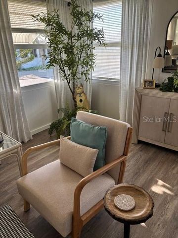 740 CAREFREE, Venice, FL 34285