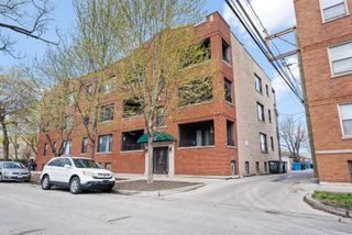3918 W Roscoe Street 2, Chicago, IL 60618