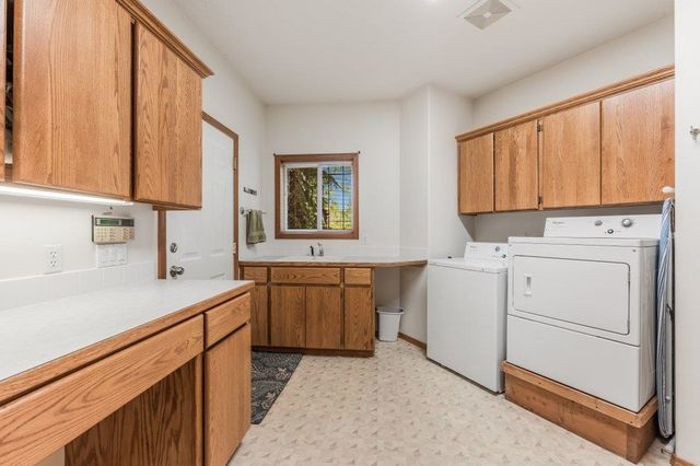 8217 W Rutter Pkwy, Spokane, WA 99208