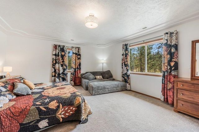 8217 W Rutter Pkwy, Spokane, WA 99208