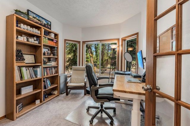 8217 W Rutter Pkwy, Spokane, WA 99208