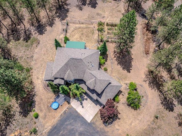 8217 W Rutter Pkwy, Spokane, WA 99208