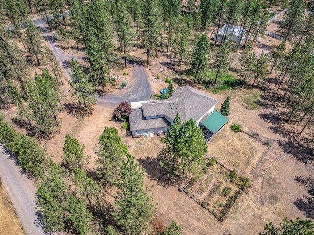 8217 W Rutter Pkwy, Spokane, WA 99208