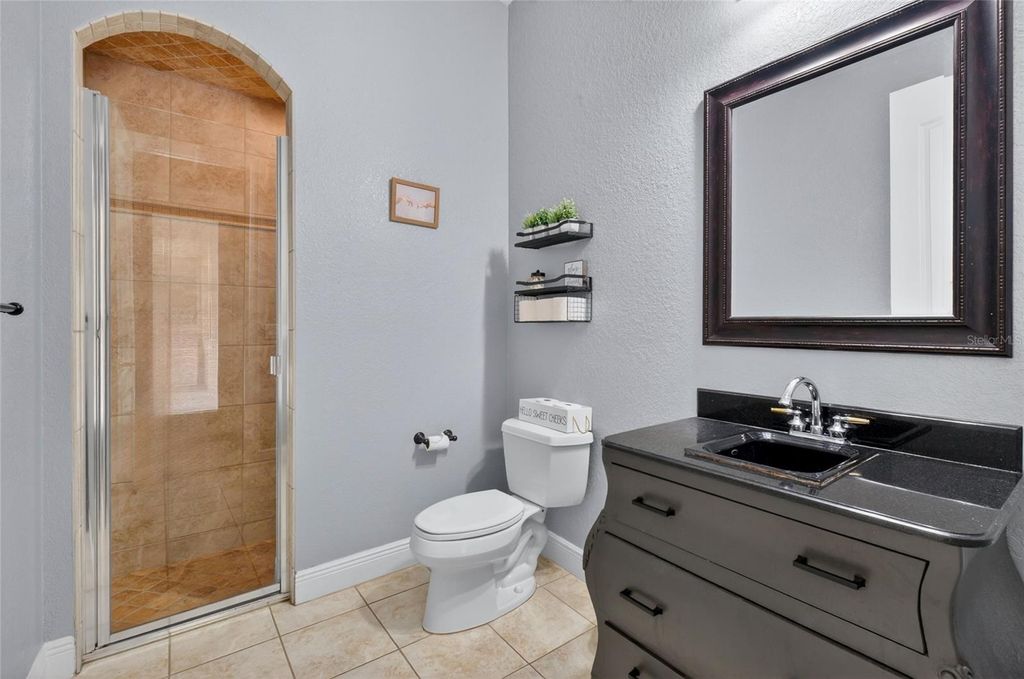 Image 37 of property listing at 11226 MACAW COURT, Windermere, FL 34786