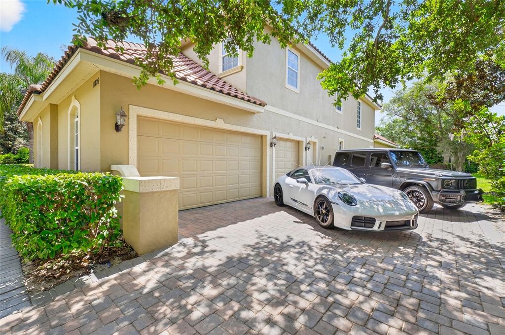 Image 65 of property listing at 11226 MACAW COURT, Windermere, FL 34786