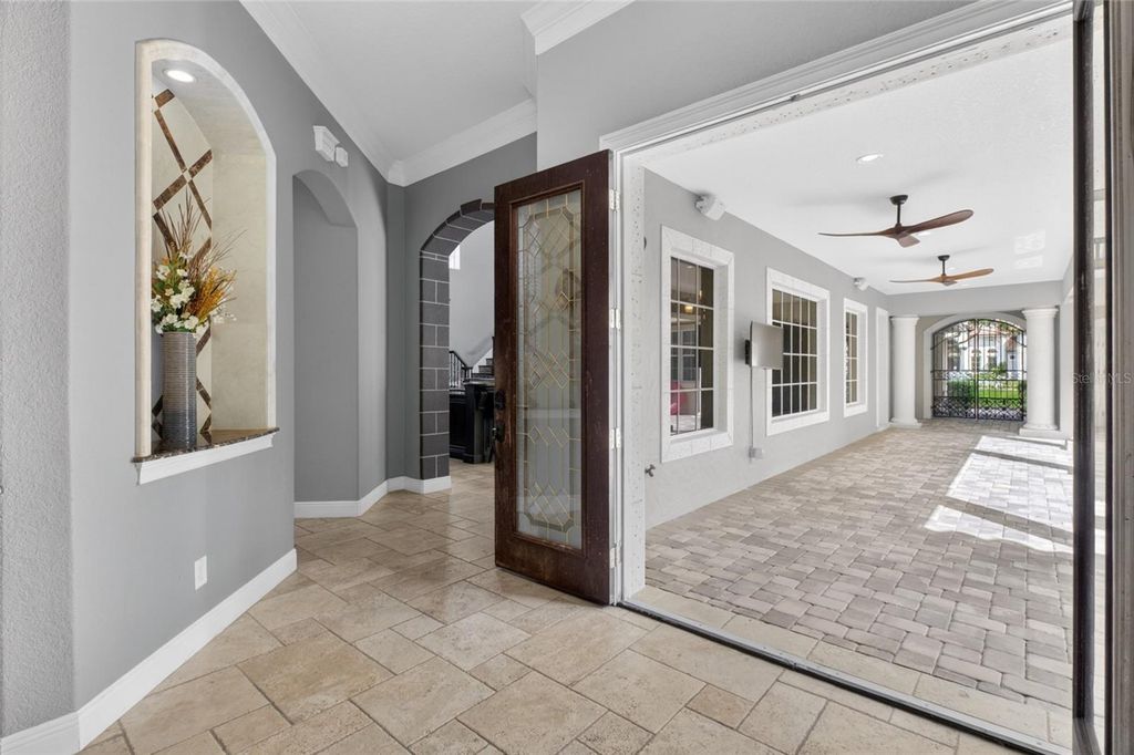 Image 9 of property listing at 11226 MACAW COURT, Windermere, FL 34786