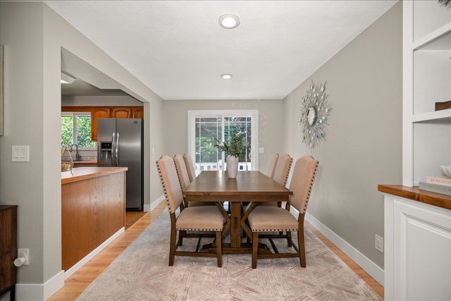 2004 E 55th Ave, Spokane, WA 99223