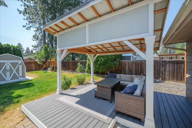 2004 E 55th Ave, Spokane, WA 99223