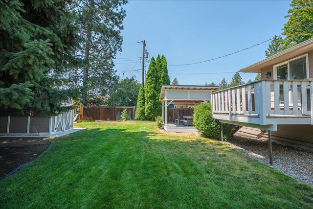 2004 E 55th Ave, Spokane, WA 99223