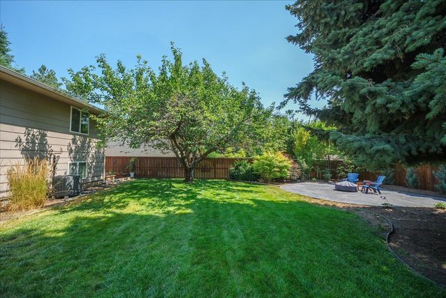 2004 E 55th Ave, Spokane, WA 99223