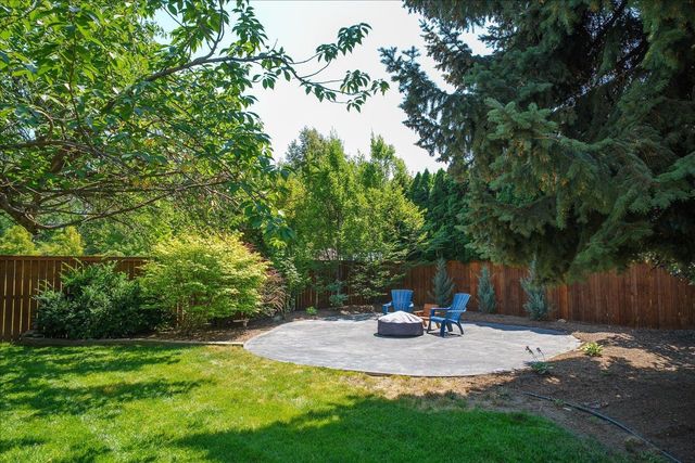 2004 E 55th Ave, Spokane, WA 99223