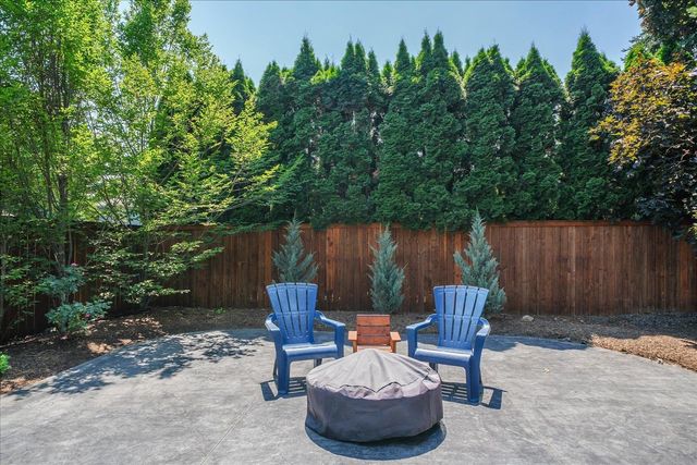 2004 E 55th Ave, Spokane, WA 99223