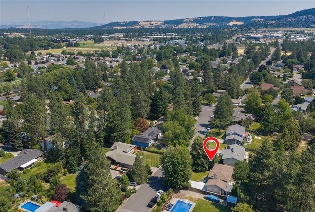 2004 E 55th Ave, Spokane, WA 99223