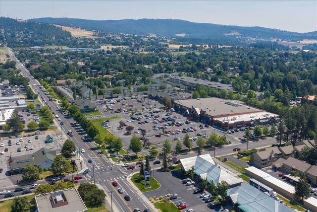 2004 E 55th Ave, Spokane, WA 99223