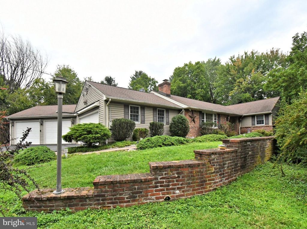 1333 CLEARVIEW DR, JAMISON, PA 18929 — exterior