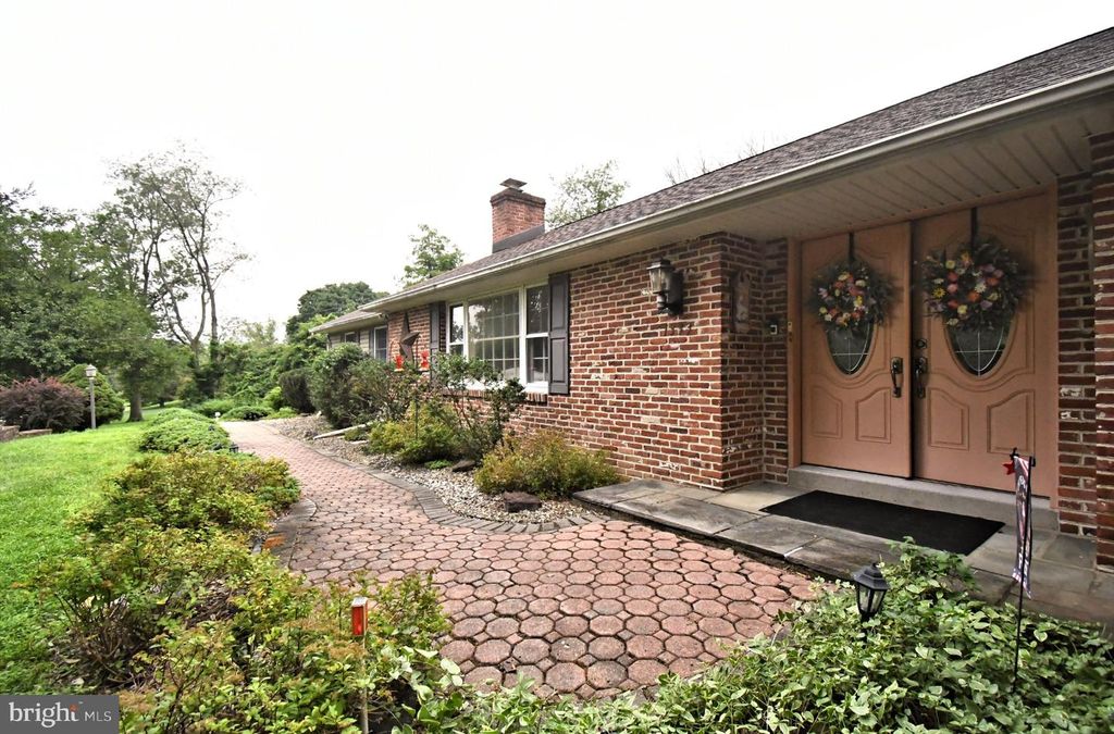 1333 CLEARVIEW DR, JAMISON, PA 18929 — photo 4