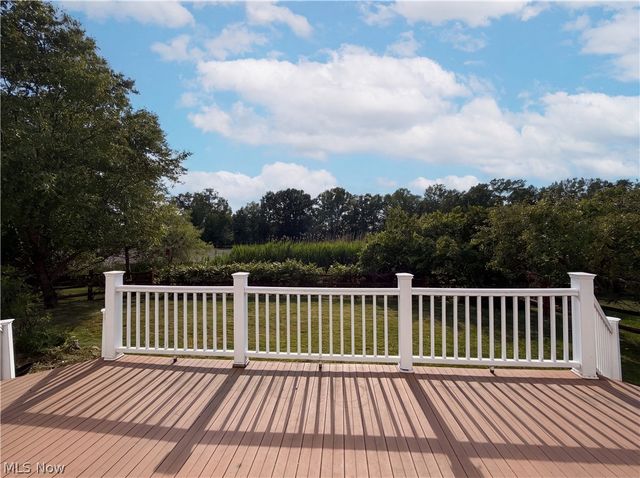 6016 W Breezeway Drive, North Ridgeville, OH 44039