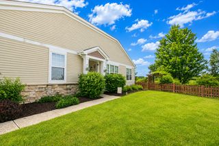 2970 Strauss Court, Woodstock, IL 60098