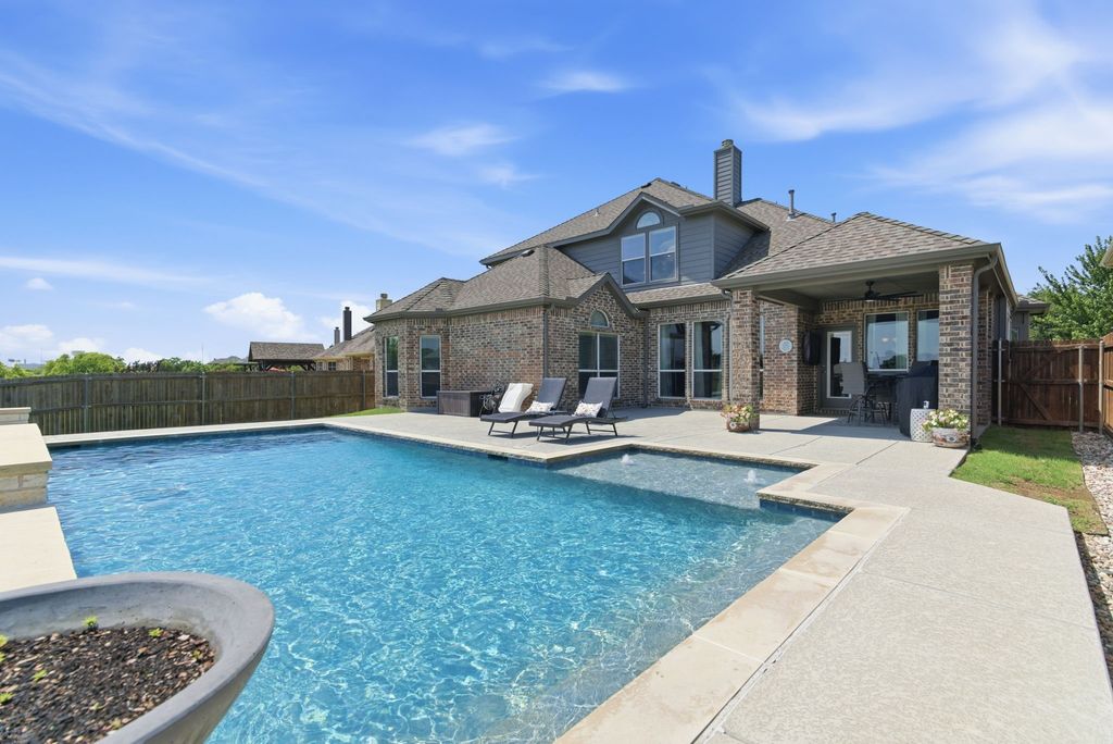 2620 Stable Door Lane, Fort Worth, TX 76244