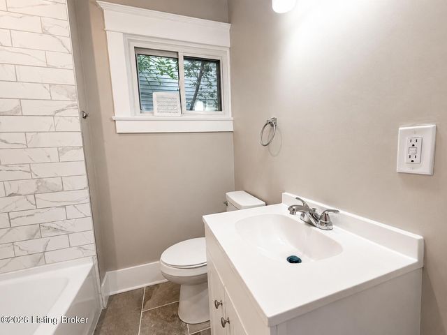 2211 Osage Ave, Louisville, KY 40210