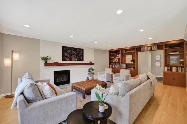 3 Fuller Drive, Madison, WI 53704