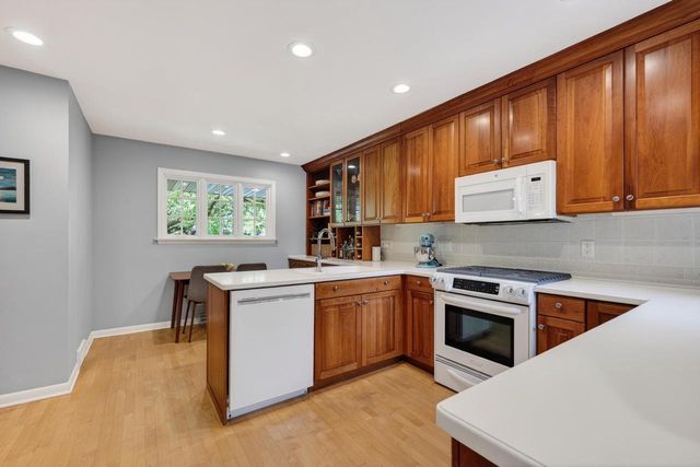 3 Fuller Drive, Madison, WI 53704