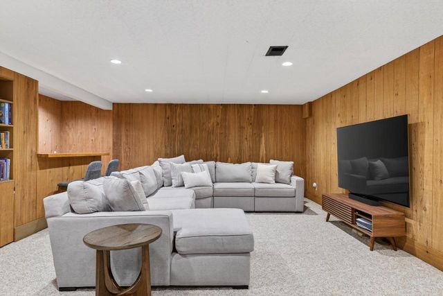 3 Fuller Drive, Madison, WI 53704