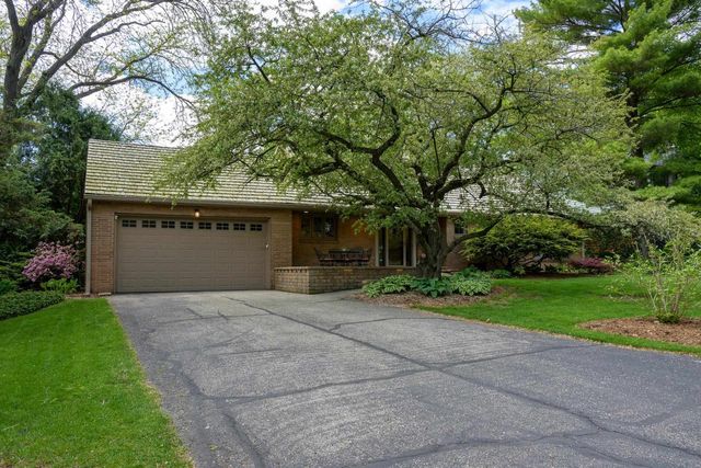 3 Fuller Drive, Madison, WI 53704