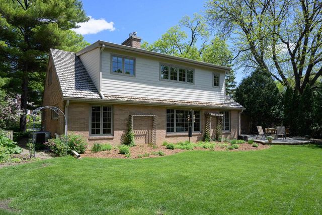 3 Fuller Drive, Madison, WI 53704