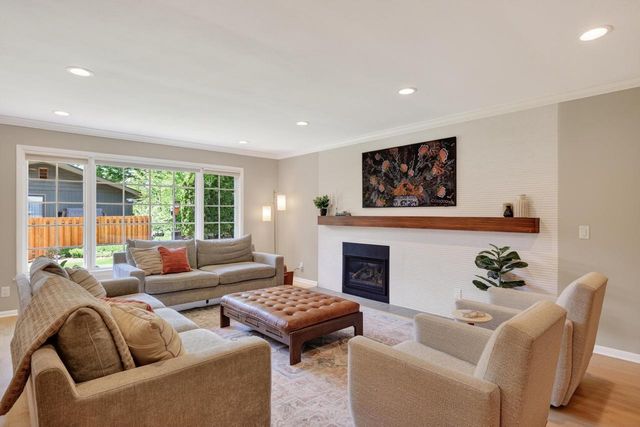 3 Fuller Drive, Madison, WI 53704