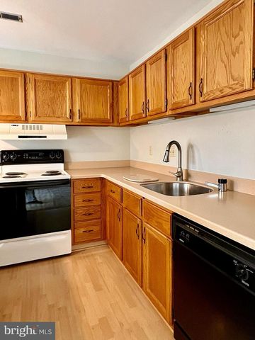 6-A OLYMPIC DR, Reading, PA 19607