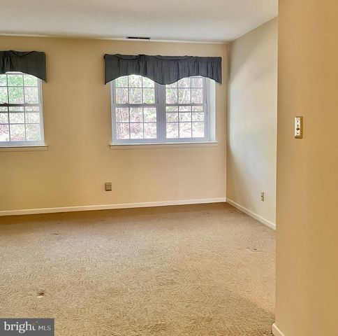 6-A OLYMPIC DR, Reading, PA 19607