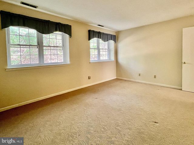 6-A OLYMPIC DR, Reading, PA 19607