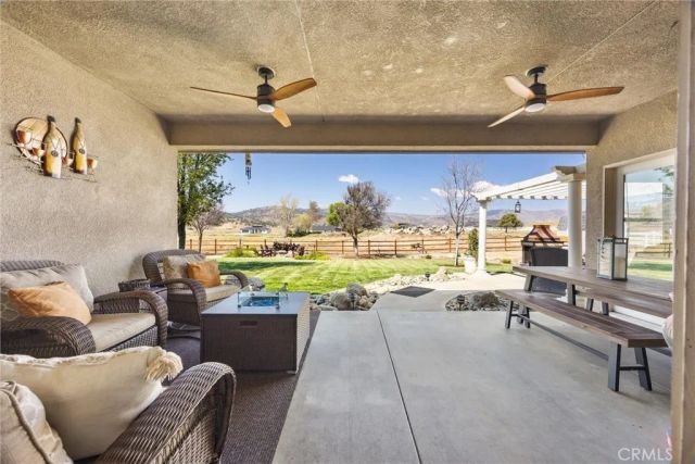 28100 Braeburn, Tehachapi, CA 93561