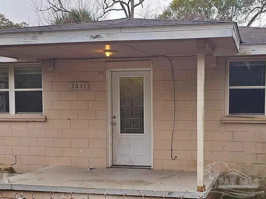 3011 N Tarragona St, Pensacola, FL 32503