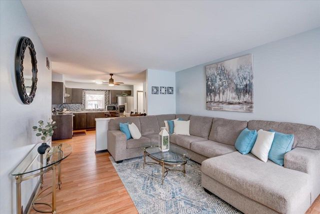 1000 S Division Street, Waunakee, WI 53597