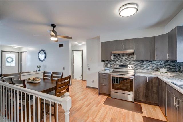 1000 S Division Street, Waunakee, WI 53597