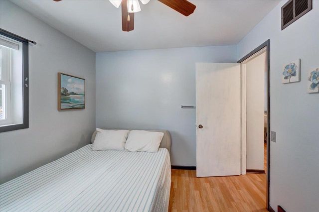 1000 S Division Street, Waunakee, WI 53597